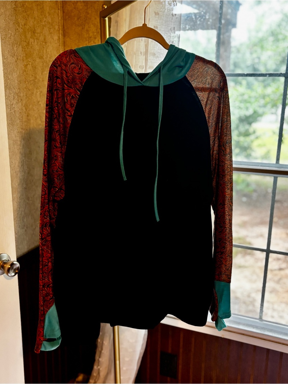 Crazy Train 2XL Western Tooled Leather Print Hoodie Top Turquoise Black